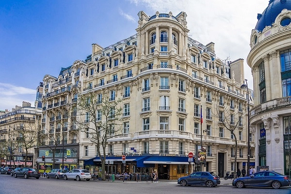 Immeuble parisien sous la gestion des ABF.